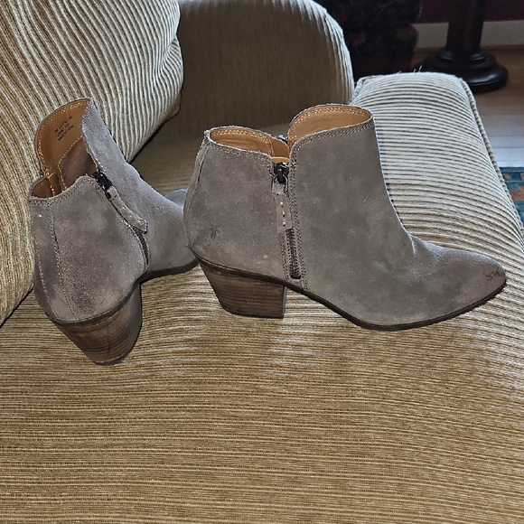 Frye Judy Zip Bootie Size 10 - Picture 7 of 8